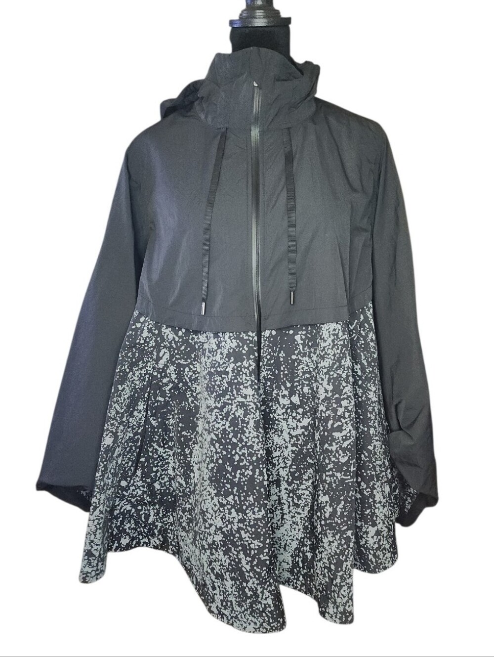 Lululemon Ride & Reflect Jacket *lululemon X SoulCycle, Medium/Large - Picture 2 of 8